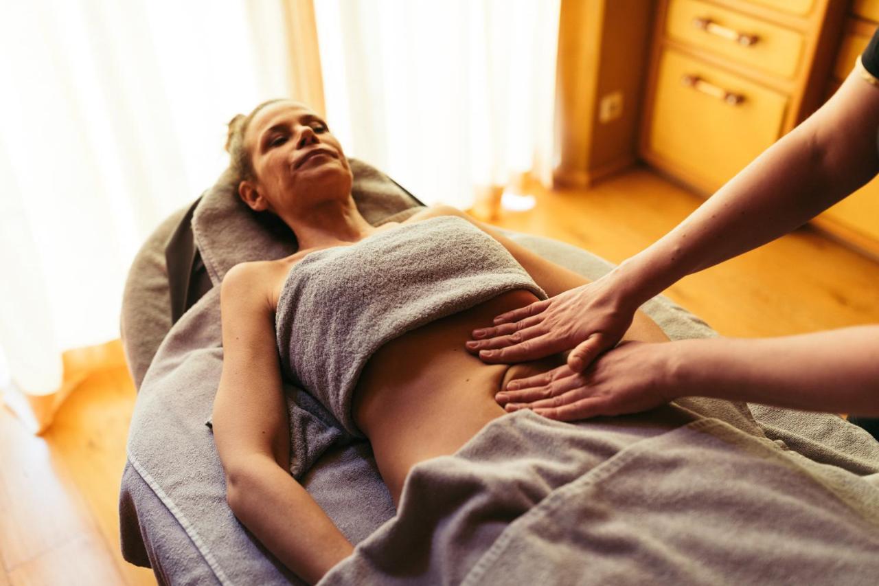 Wellnesshotel ...Liebes Rot-Flueh Халдензее Екстериор снимка